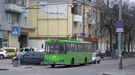 На маршрутах № 15 та № 15А збільшили кількість тролейбусів
