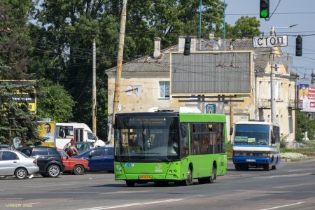 Повернення автобусів № 33 на вулицю Князів Острозьких знову відкладається