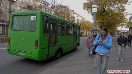 У Житомирській ОВА не поспішають змінювати перелік зупинок для приміських маршрутів, що рухаються містом