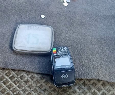 На деяких автобусних маршрутах Житомира з’явилися окремі термінали для оплати банківськими картками