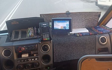 Приватні перевізники Житомира встановлюють додаткові термінали для безготівкової оплати проїзду