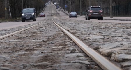 У Житомирі відклали ремонт трамвайної колії через брак робітників, але планують оновити асфальт на Бориса Тена