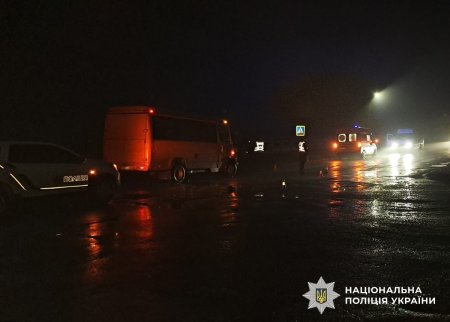 У Малині автобус збив жінку на пішохідному переході: постраждала померла в лікарні
