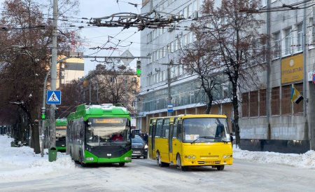 У Житомирі громадський транспорт продовжить працювати за скороченими графіками