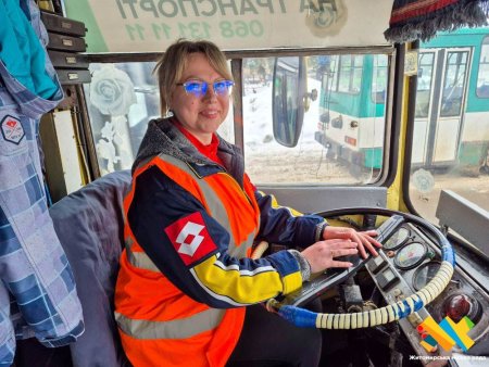 «За кермом — стажист»: історія переселенки з Луганщини, яка опанувала нову професію