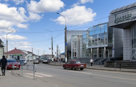 Зміни на вулиці Івана Кочерги: чому прибрали пішохідний перехід і що планують облаштувати на початку вулиці