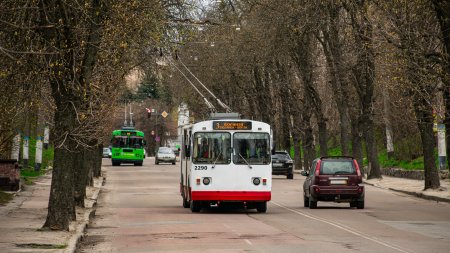 У Великодні дні в Житомирі громадський транспорт працюватиме довше