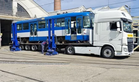 Хорватія передає Житомиру 6 вживаних трамваїв: перші вже в дорозі